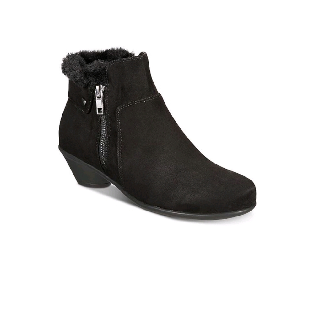 Karen Scott Black Booties Size 8M